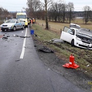 Při čelním střetu vozů byly zraněny dvě ženy
