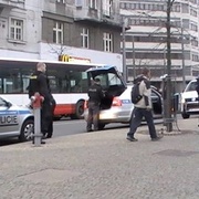 Včerejší krvavé napadení dvojice mladých lidí v centru města, skončilo bleskurychlým zákrokem policie
