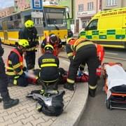 Střet auta s motocyklem na Slovanské třídě