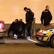 Dnes v noci: Další policejní honička za ujíždějícím feťákem