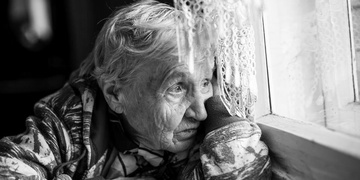 Muž dlouhodobě týral svoji maminku