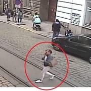 Policisté pátrají po svědcích pobodání žen u Continentalu