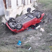 Vlak auto doslova odhodil