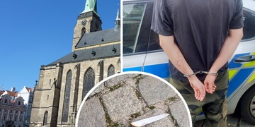 Mladík s nožem ohrožoval věřící v katedrále svatého Bartoloměje