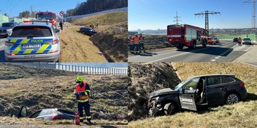 Auto skončilo v příkopu a řidič v nemocnici