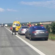 Na dálnici D5 srazila dodávka neopatrného muže