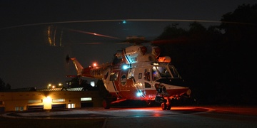 Pád seniora ze třetího patra