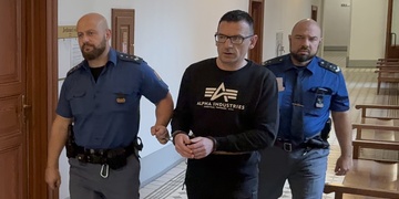 Muže na Borech pobodali kvůli padesáti tisícům