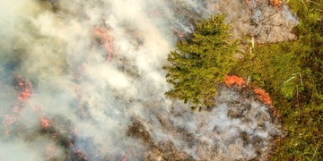 Na Brdsku hoří vřesoviště - LETECKÉ 