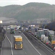 Dálnice D5 uzavřena v obou směrech