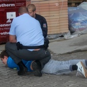 Policie hledá svědky bitky Bulharů