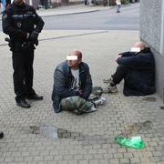 Dva cizinci tropili výtržnost v centru města