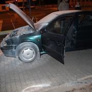 Na plynové čerpací stanici právě vybuchlo auto