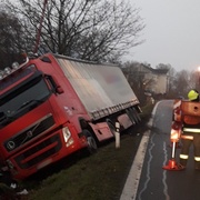 Řidič zkolaboval za jízdy, svědci zahájili jeho resuscitaci