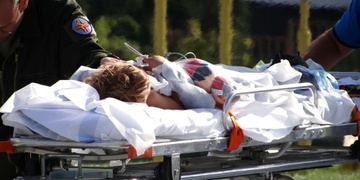 Díky umu plavčíka se malý chlapec znovu narodil