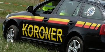V lese u Chotíkova bylo nalezeno lidské tělo
