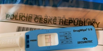 Šest řidičů pod vlivem drog či alkoholu během osmi dnů