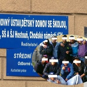 V Hostouni slibují nápravu a řešení problému s chovanci