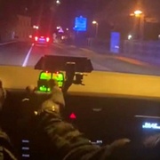 Ukradl vozidlo neslyšícího muže a následovala zběsilá honička s policií