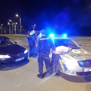 Agresivita mezi lidmi rapidně stoupá, tento víkend napadli i policisty