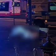 Na Americké nalezli mrtvého muže