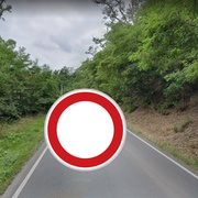 Byla uzavřena hlavní silnice do Radčic