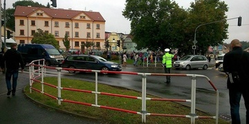 Nahlášená bomba ve škole v Domažlicích