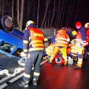 Nehoda těžce opilé řidičky uzavřela silnici z Plzně do Plas