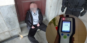 Na nádraží jedině se čtyřmi promile