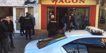 Rvačka skončila vytažením zbraně a střelbou do vzduchu