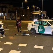 Střet dvou Boltů a jeden z řidičů byl vybodovaný