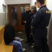 Soudu došla trpělivost a mladého řidiče poslal do vazby