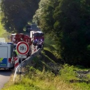 Škoda Felicie vletěla do potoka, jeden člověk se utopil