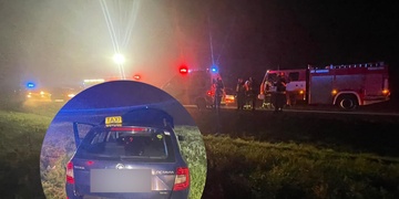 Opilý taxikář vyletěl s autem ze silnice