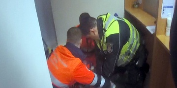 Úspěšná resuscitace muže, kterému se zastavilo srdce, gratulujeme!