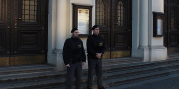 Od masakru v Paříži policisté střeží i synagogu