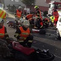 Další velmi vážná nehoda v Plzni - střet osobního vozu s motorkou