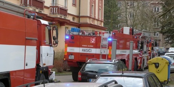 Požár v bytě ve Francouzské ulici