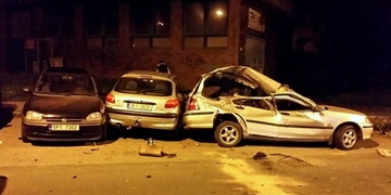 Opilý řidič se Škodou Rapid zničil tři vozidla na Lochotíně a z místa ujel