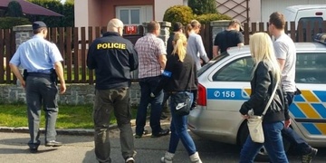 Aktualizováno: Jak si zcela spolehlivě zničit život? Po mladíkovi z Nýřan šla i FBI!