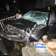 Těžce opilý řidič způsobil vážnou nehodu - na místě tři zranění