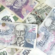 Falešní bankéři a internetové lásky ženy stály dohromady přes tři miliony korun