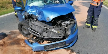 Čelní střet - dva zranění muži