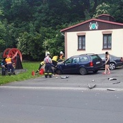 Sražené dítě na kole i havárie do plotu