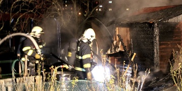 Požár v zahradní kolonii u střelnice na Bolevci