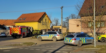 Několikanásobně pobodaný muž i záměrně puštěný plyn