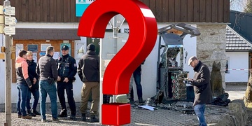 Kdo byli muži, kteří vyhodili do vzduchu bankomat?