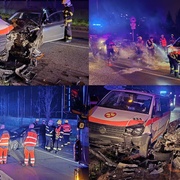 Střet sanitky s osobním autem