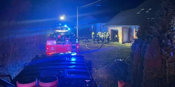 Likvidaci požáru komplikovalo větší množství tlakových lahví