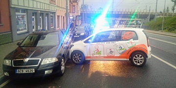 Další nehoda, nyní na Mikulášské